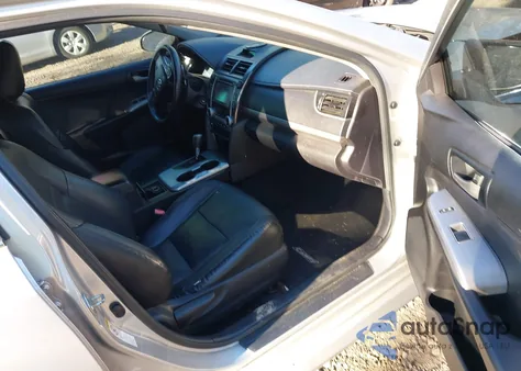 2014 Toyota Camry Se z USA, uszkodzony, nr VIN 4T1BF1FK4EU452907